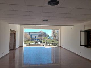 Location Bureau à Casco Urbano. Oficina en alquiler en centro, 1 dormitorio.