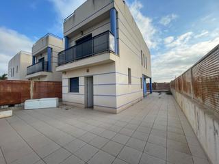 Maison à Cala Puntal. Casa en venta en costa sur  hotel vinaros, 3 dormitorios.