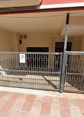 Aparcament cotxe a Los dolores 56. Garaje en venta en pueblo.