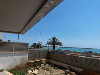 Appartement à Les Salines. Piso en venta en costa sur, 2 dormitorios.