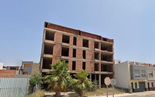 Edifici a Estadio Castalia. Edificio en venta en avda. barcelona.