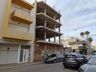 Édifice à Pueblo. Edificio para rehabilitar en venta en casco urbano.