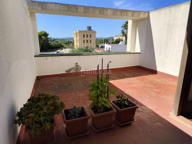 Foto f6d8daec-f1ee-488b-a3b5-c7d588c106f0. Casa adosada adosado en venta en les cases d, 4 dormitorios. en Alcanar