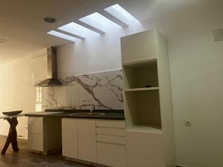 Casa en Casco Urbano. Casa con local en venta en centro, 3 dormitorios.