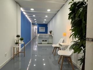 Geschäftsraum  Sagasta. Local com. en venta en centro, 4 despachos.