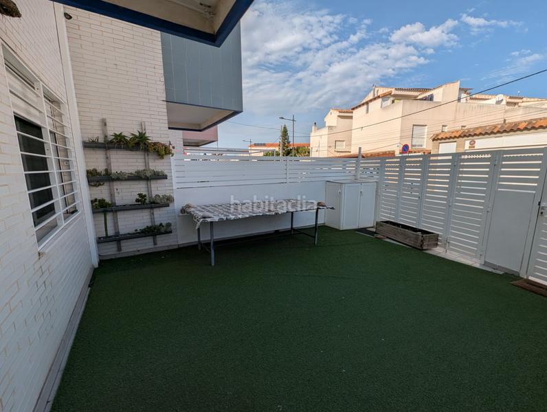 Foto ac592f89-bd46-4b4d-a747-953b13cd7485. Reihenhaus in Playa-Ben Afeli Almazora / Almassora