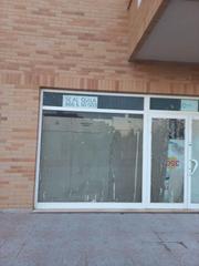 Lloguer Local Comercial  Central. Local com. en alquiler en marina dor.