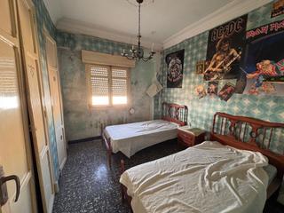 Etagenwohnung  Industria. Piso en venta en centro, 5 dormitorios.