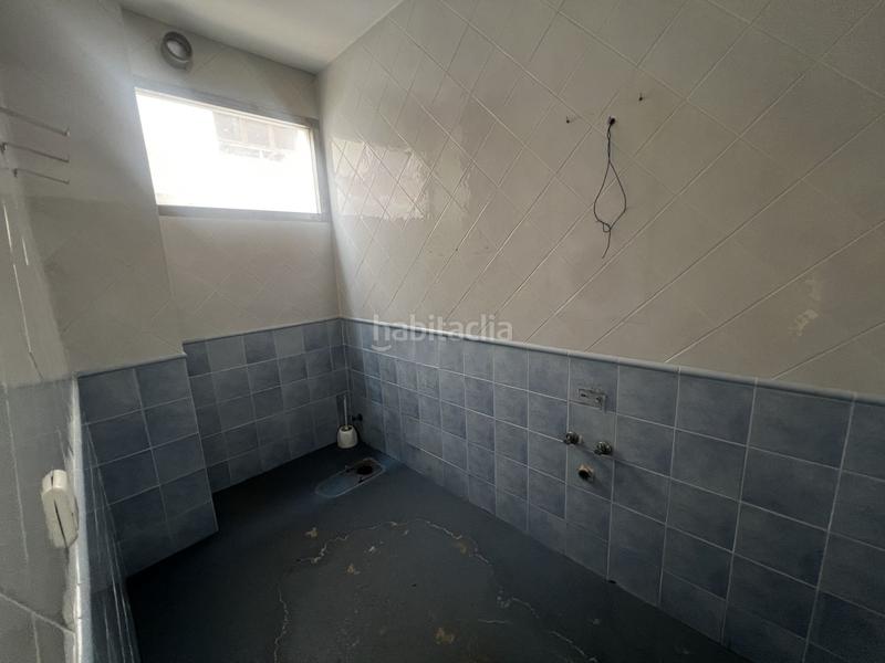 Foto e789c323-614b-407e-987d-c6b98521875e. Local comercial local com. en venta en avda. villarreal. en Castellón de la Plana