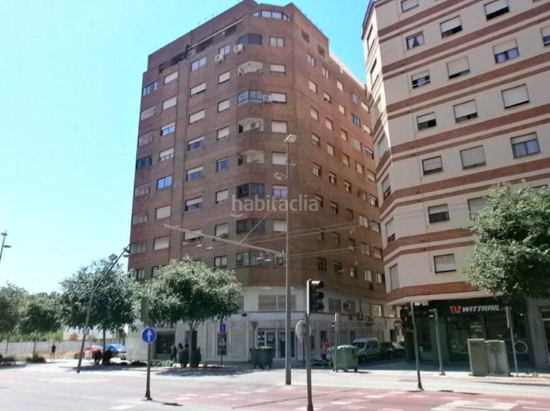 Foto f3d22182-1bbe-49bc-ae2e-819dfe1b382c. Local comercial local com. en venta en avda. villarreal. en Castellón de la Plana