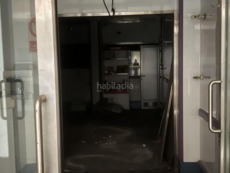 Foto b0639b8d-5dcd-4892-b522-ac6cd34171c8. Local comercial local com. en venta en avda. villarreal. en Castellón de la Plana