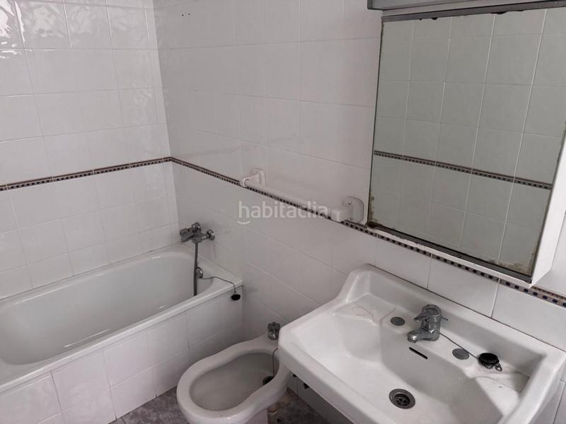 Foto 3141c53d-0880-424c-be3a-704e54c262bd. Casa amb aparcament a Llombai Burriana