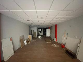 Locale commerciale in Ricardo catala 30. Local com. en venta en castellon de la plana.