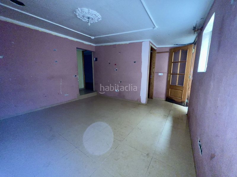 Foto 1446938b-c6ed-480e-928d-e898bf3ad0e5. Casa adossada a Alcora (l´)