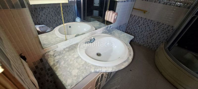 Foto 51148621-0ab5-4c26-965f-90275228b903. Casa adossada a Alcora (l´)