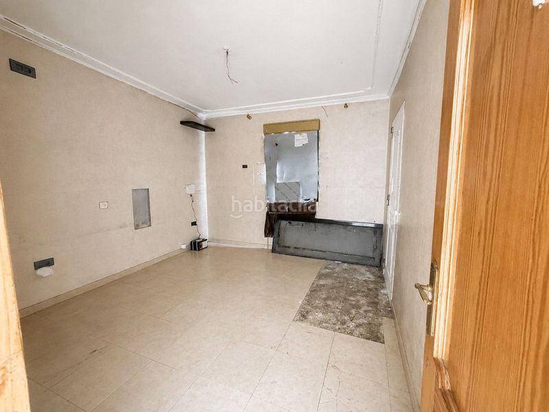 Foto ab5fc94c-bee9-4934-b266-309d0345c0cb. Casa adossada a Alcora (l´)