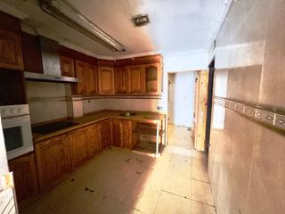 Maison jumelée  Traiguera. Adosado en venta en salera, 7 dormitorios.