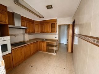 Casa adossada  Traiguera. Adosado en venta en salera, 7 dormitorios.