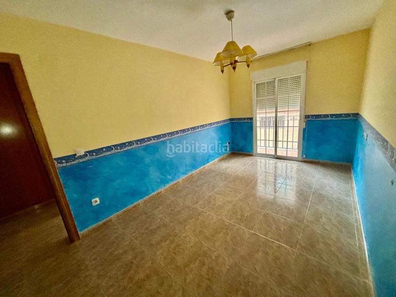 Foto 17c98370-4678-48c9-a8cd-527b7eceabf7. Casa adossada amb aparcament a Vall d´Uixó (la)