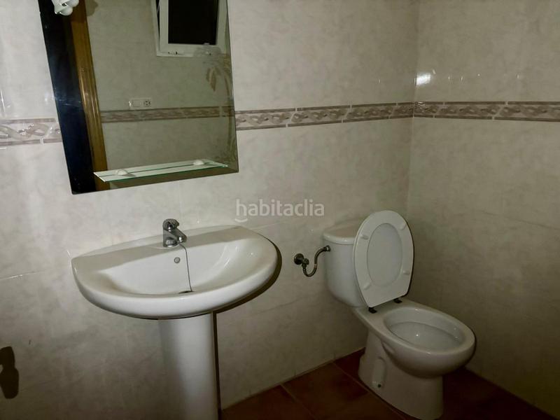 Foto 1c4b5930-9471-445e-82d0-d1d8251c55f2. Casa adossada amb aparcament a Vall d´Uixó (la)