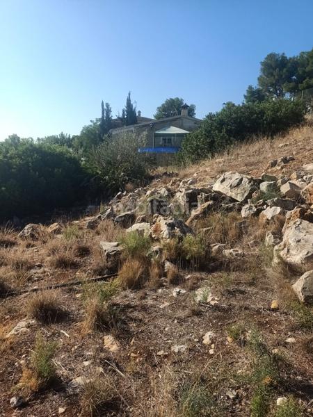 Foto cb8c1b7f-24be-4b3c-9b8f-546a9f7dffe5. Terrain résidentiel dans Montroy