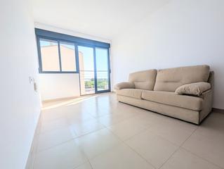 Lloguer Pis  Tirig. Piso en alquiler en avda. valencia, 2 dormitorios.