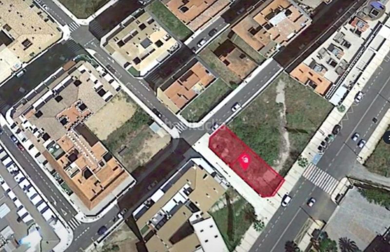 Foto d8e0813f-c8d9-4378-9b74-eb4ea6a63211. Terreno residencial parcela residencial en venta en avda. la estación. en Peñíscola
