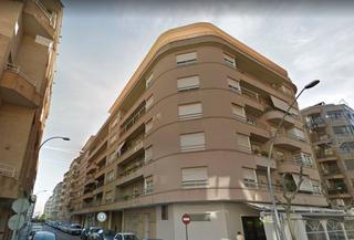 Aparcament cotxe  Francesc tàrrega nº 38. Garaje en venta en villarreal  vilareal.