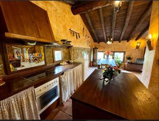 Maison à Almenara. Casa en venta en la pobla dalcolea, 4 dormitorios.