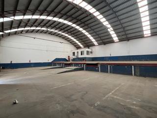Nave industrial  Hungria. Nave industrial en venta en oeste  ciutat del transport  la sale