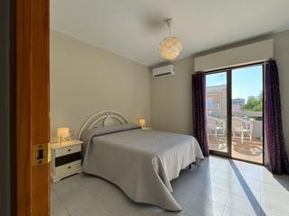 Xalet a Moncófar Playa. Chalet individual en venta en playa, 5 dormitorios.