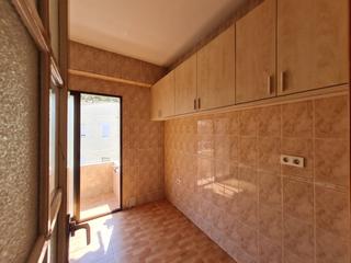 Pis a Mijares 111. Piso en venta en ronda mijares, 3 dormitorios.