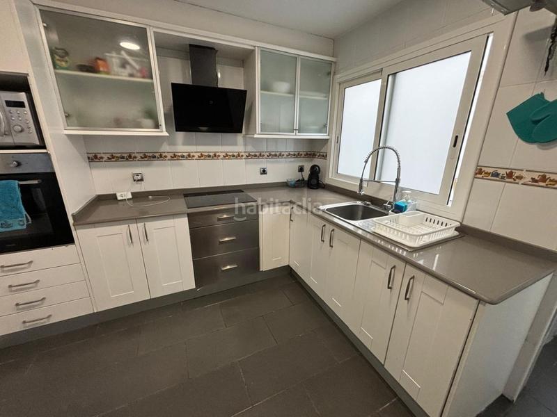 Foto 3a23c12b-db73-4802-b74b-6e4b4a1f2859. Piso  en venta , 3 dormitorios. en L´Eixereta Burjassot