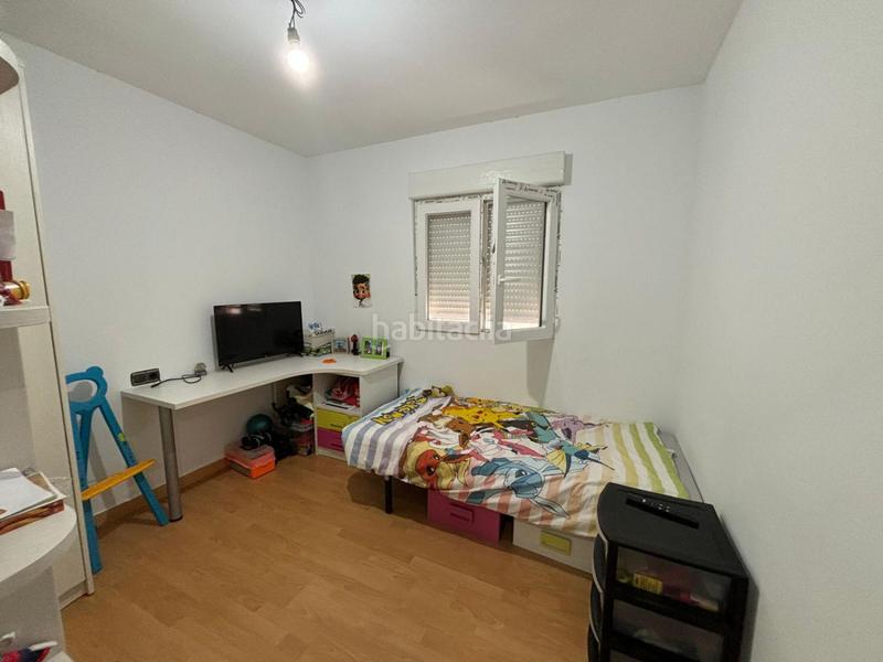 Foto 3f70f3ce-32da-42f6-ad04-099323aea8e0. Piso  en venta , 3 dormitorios. en L´Eixereta Burjassot