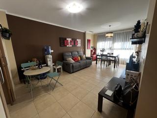 Appartement  Alacantí. Piso en venta en estación trenesrenfe y autobses, 2 dormitorios.