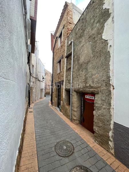 Foto b3ffcd99-c16e-4598-a33a-3cba470594f2. Casa  en venta . en Traiguera