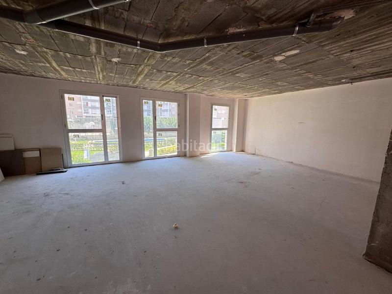 Foto 25fe7b36-b8d0-4bfd-83bb-04f5b4b4640f. Local commercial dans Piscinas Villarreal / Vila - real