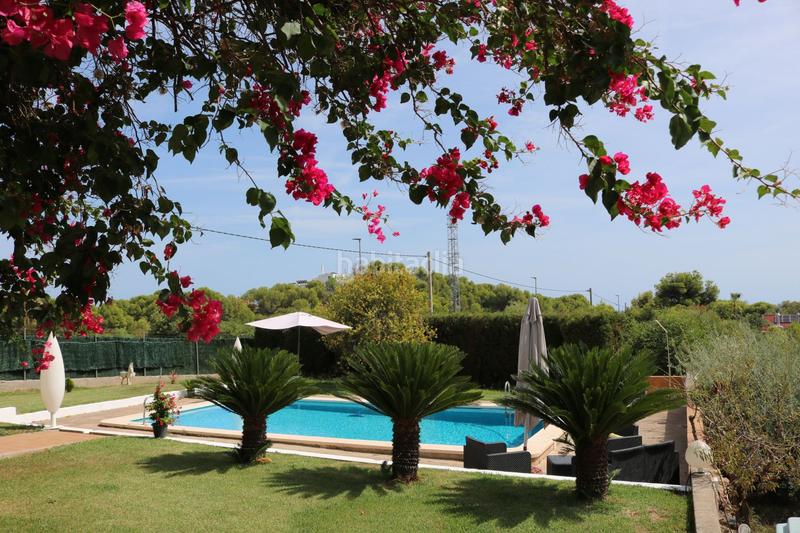 Foto 2cfd8940-268c-494a-b836-b21a9043d142. Chalet  individual en venta en montornes las palmas el refugio, 5 dormitorios. en Benicasim / Benicàssim