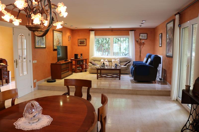 Foto b331dbfd-4dcc-468b-8fe5-4ab74762d211. Chalet  individual en venta en montornes las palmas el refugio, 5 dormitorios. en Benicasim / Benicàssim