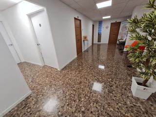 Location Bureau  Campoamor. Despacho en alquiler en centro  casco histórico, 1 dormitorio.