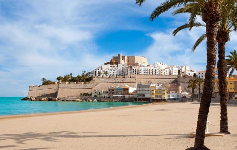 Foto 3513dbb6-f723-49c7-ad97-2351ee1cb0b3. Casa adosada adosado en venta en peñiscola, 2 dormitorios. en Peñíscola