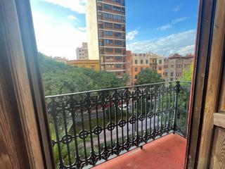 Maison  Rey don jaime. Casa en venta en centro  casco histórico, 6 dormitorios.