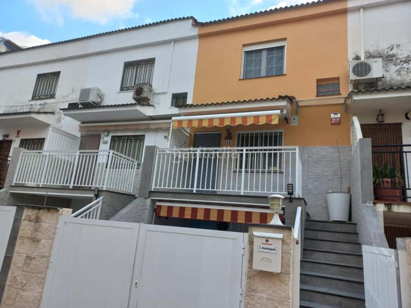 Foto 95c332d3-e588-4b3f-bc00-434e01d6355d. Maison jumelée avec chauffage parking dans Playa Morros de Gos Oropesa del Mar