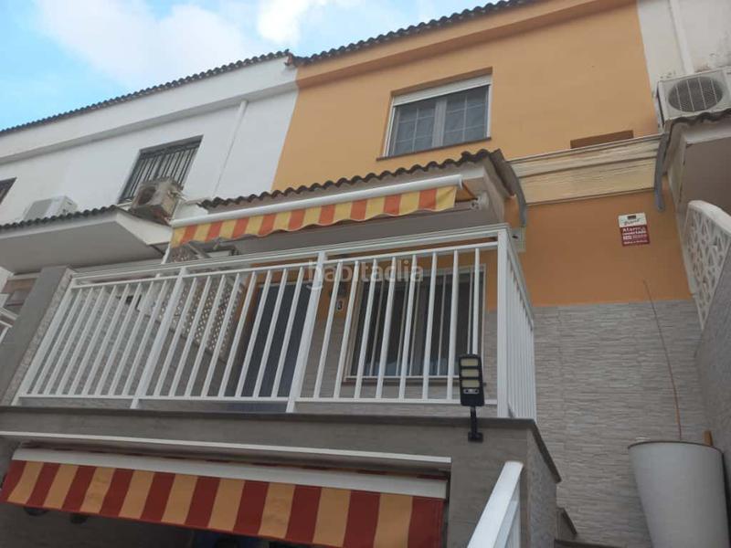 Foto 9d091ea4-b5ee-43f4-976f-2a8bcbe8bd9e. Maison jumelée avec chauffage parking dans Playa Morros de Gos Oropesa del Mar