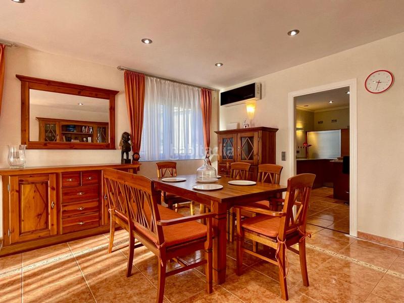 Foto ede3cdb4-e7b4-4b45-b48a-0dfe79f76c3a. Xalet amb calefacció aparcament piscina a closa de Vinaròs - ermita Vinaròs