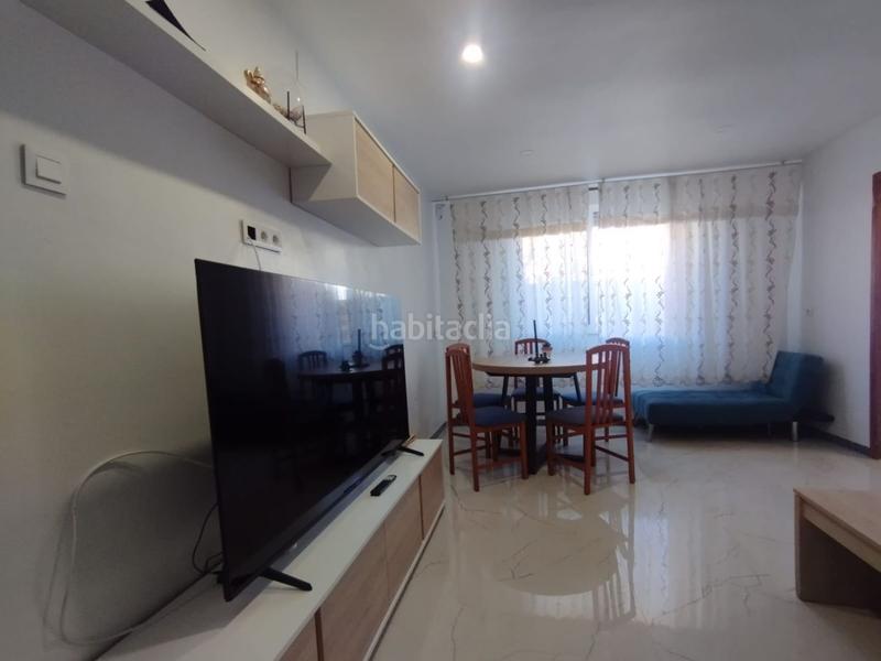 Foto 137440b7-960d-4c4f-b0d4-fe604a545656. Casa adossada a Casco Urbano Vinaròs