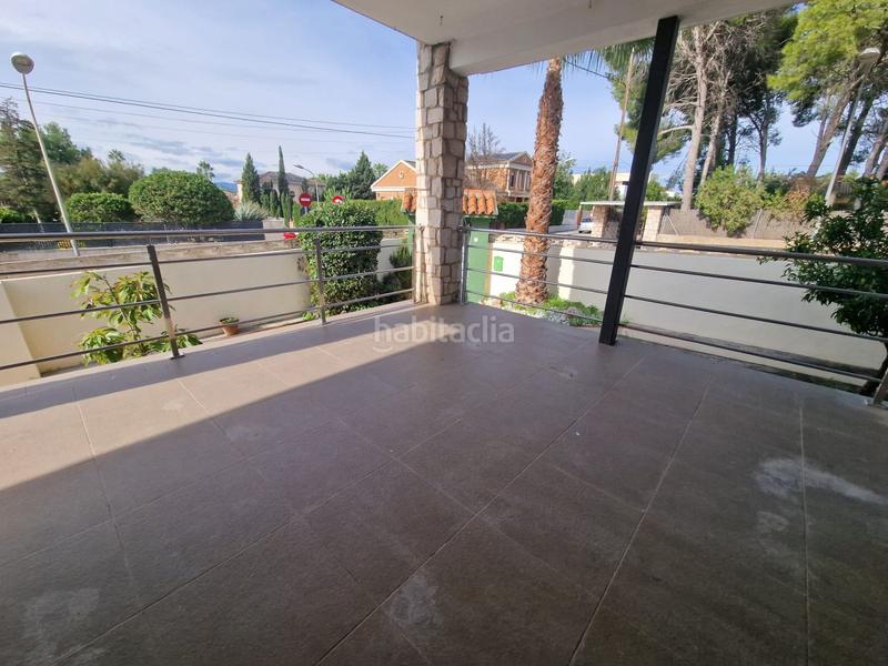 Foto 076d6eb5-3b85-460e-8ec5-b86c7fd4a447. Chalet con parcheggio in Montesol Eliana (l´)