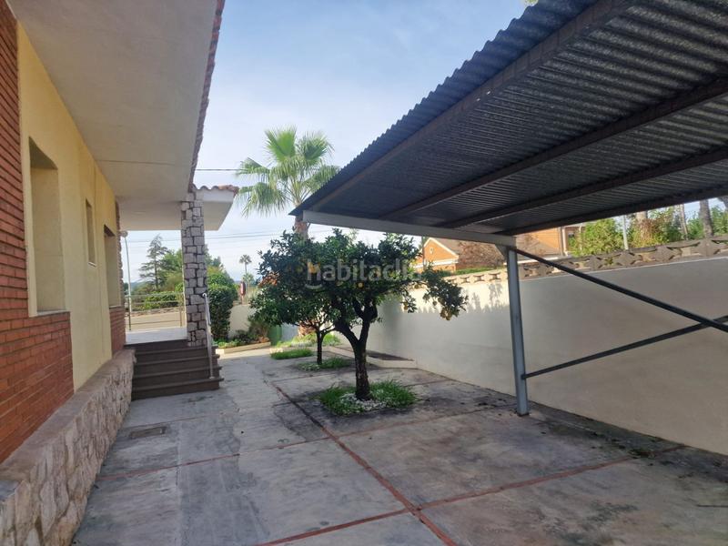Foto 5e509f47-7237-4292-aa87-35daad8281a3. Chalet con parcheggio in Montesol Eliana (l´)