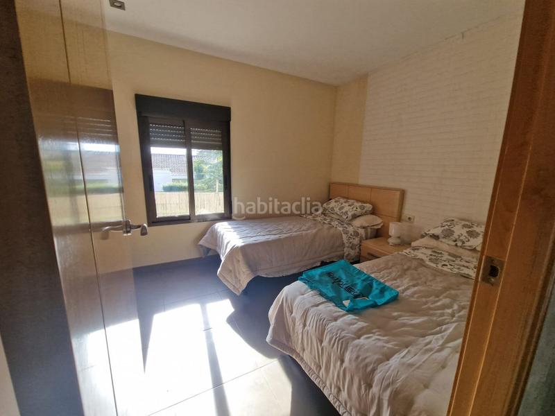 Foto 8a447abb-3aee-461c-b8f4-d735cda37e63. Chalet con parcheggio in Montesol Eliana (l´)