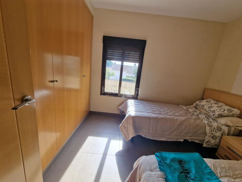 Foto 913ce457-89fe-4302-83a5-29b2389f272b. Chalet con parcheggio in Montesol Eliana (l´)